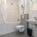 T&k - 1 To 4 - 20min To Tradefair Messe Airport Duesseldorf Apartmán