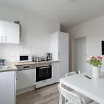 T&k - 1 To 4 - 20min To Tradefair Messe Airport Duesseldorf * Duisburg
