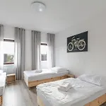 T&k - 1 To 4 - 20min To Tradefair Messe Airport Duesseldorf Apartmán *