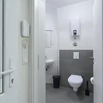 T&k - 1 To 4 - 20min To Tradefair Messe Airport Duesseldorf Apartmán