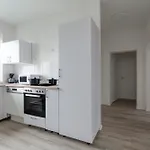 Apartmán T&k - 1 To 4 - 20min To Tradefair Messe Airport Duesseldorf *