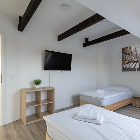 T&k - 1 To 4 - 20min To Tradefair Messe Airport Duesseldorf Apartmán *