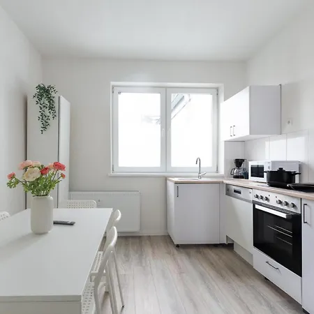 아파트 T&k - 1 To 4 - 20min To Tradefair Messe Airport Duesseldorf *