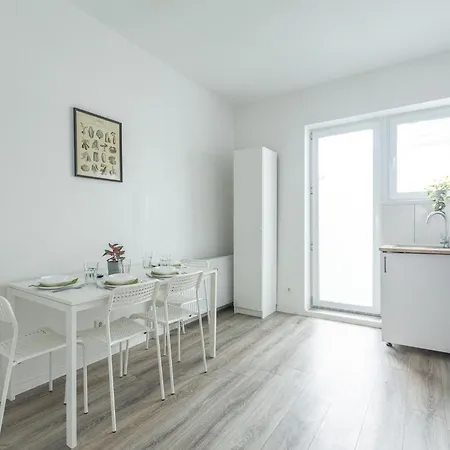 T&k - 1 To 4 - 20min To Tradefair Messe Airport Duesseldorf 뒤스부르크