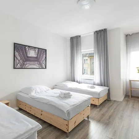 아파트 T&k - 1 To 4 - 20min To Tradefair Messe Airport Duesseldorf 뒤스부르크