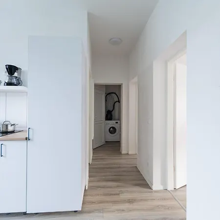 T&k - 1 To 4 - 20min To Tradefair Messe Airport Duesseldorf Apartmán Duisburg