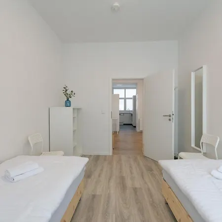 아파트 T&k - 1 To 4 - 20min To Tradefair Messe Airport Duesseldorf 뒤스부르크