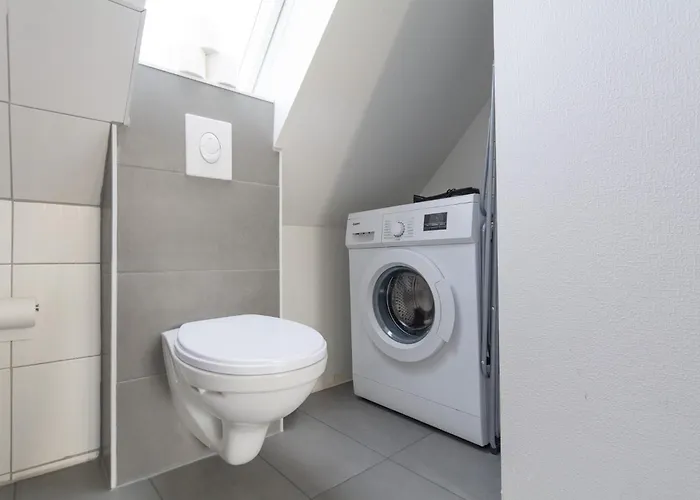 Appartement T&k - 1 To 4 - 20min To Tradefair Messe Airport Duesseldorf *