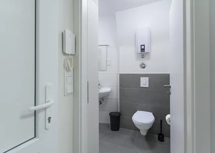 T&k - 1 To 4 - 20min To Tradefair Messe Airport Duesseldorf Appartement