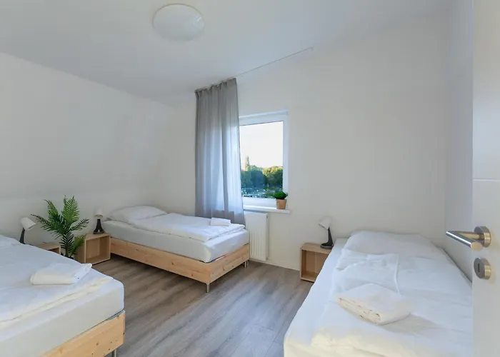 T&k - 1 To 4 - 20min To Tradefair Messe Airport Duesseldorf Appartement Duisburg