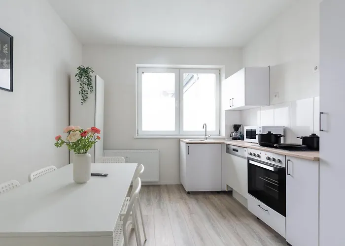 Appartement T&k - 1 To 4 - 20min To Tradefair Messe Airport Duesseldorf *