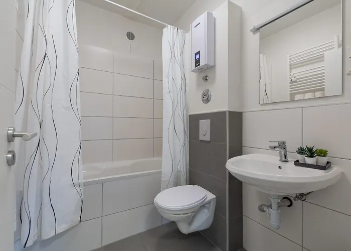 T&k - 1 To 4 - 20min To Tradefair Messe Airport Duesseldorf Duisburg