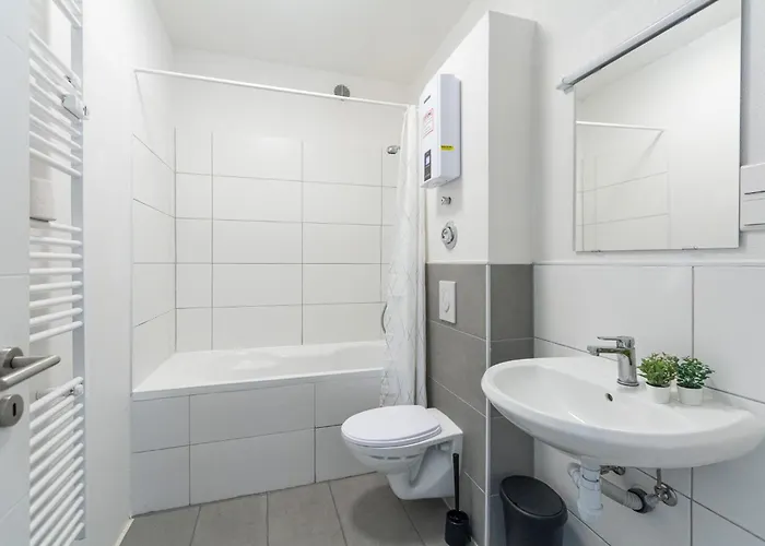 Appartement T&k - 1 To 4 - 20min To Tradefair Messe Airport Duesseldorf *