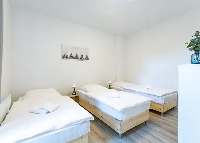 Appartement T&k - 1 To 4 - 20min To Tradefair Messe Airport Duesseldorf *