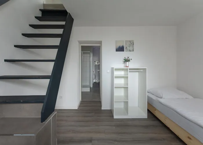 T&k - 1 To 4 - 20min To Tradefair Messe Airport Duesseldorf *