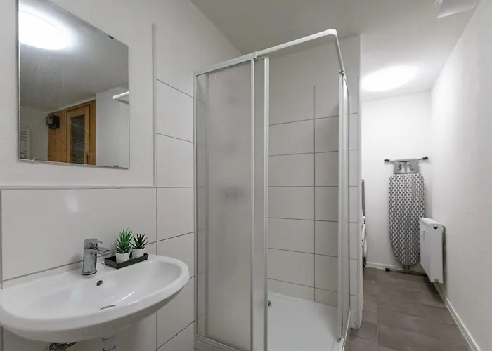 T&k - 1 To 4 - 20min To Tradefair Messe Airport Duesseldorf Appartement *