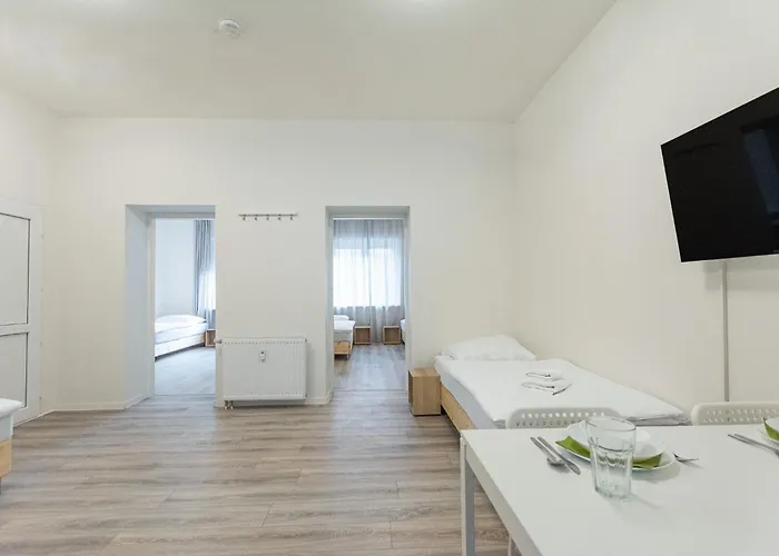 T&k - 1 To 4 - 20min To Tradefair Messe Airport Duesseldorf Appartement Duisburg