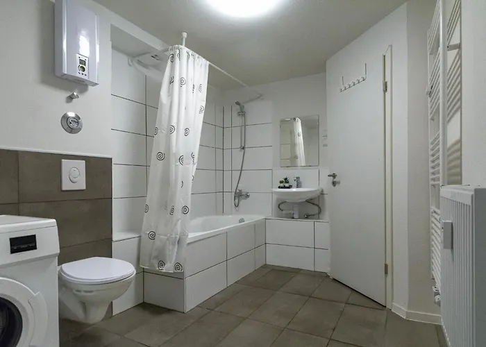 T&k - 1 To 4 - 20min To Tradefair Messe Airport Duesseldorf * 杜伊斯堡